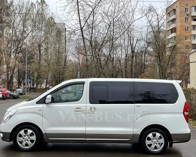 Аренда лимузина Hyundai Grand Starex заказ в Москве